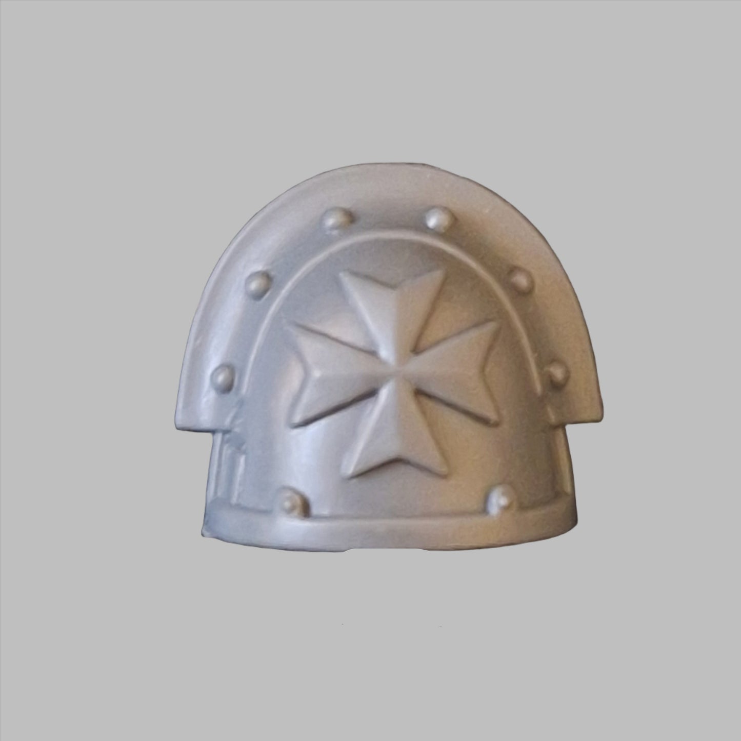Warhammer 40k Black Templars Shoulder pad "G"