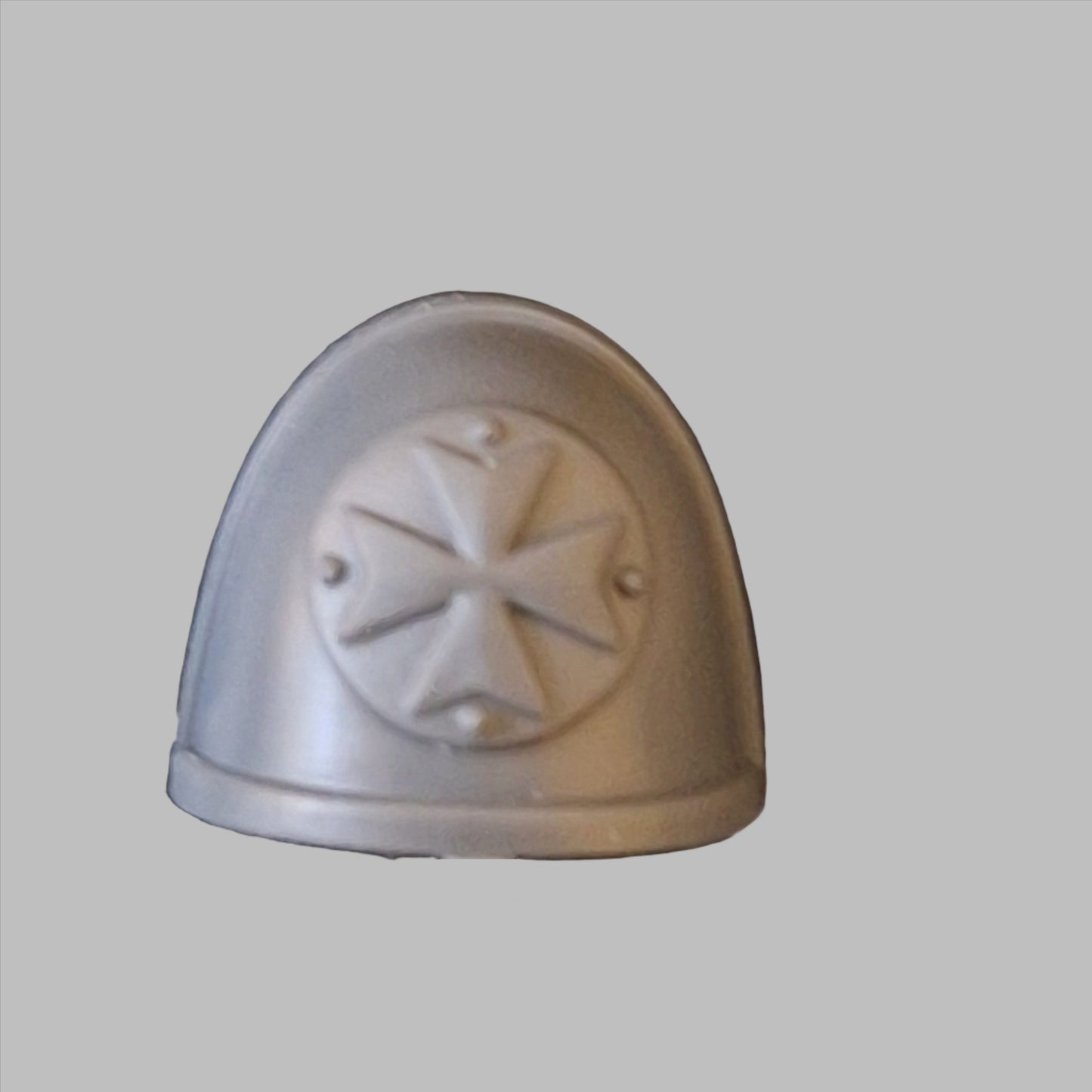 Warhammer 40k Black Templars Shoulder pad "J"