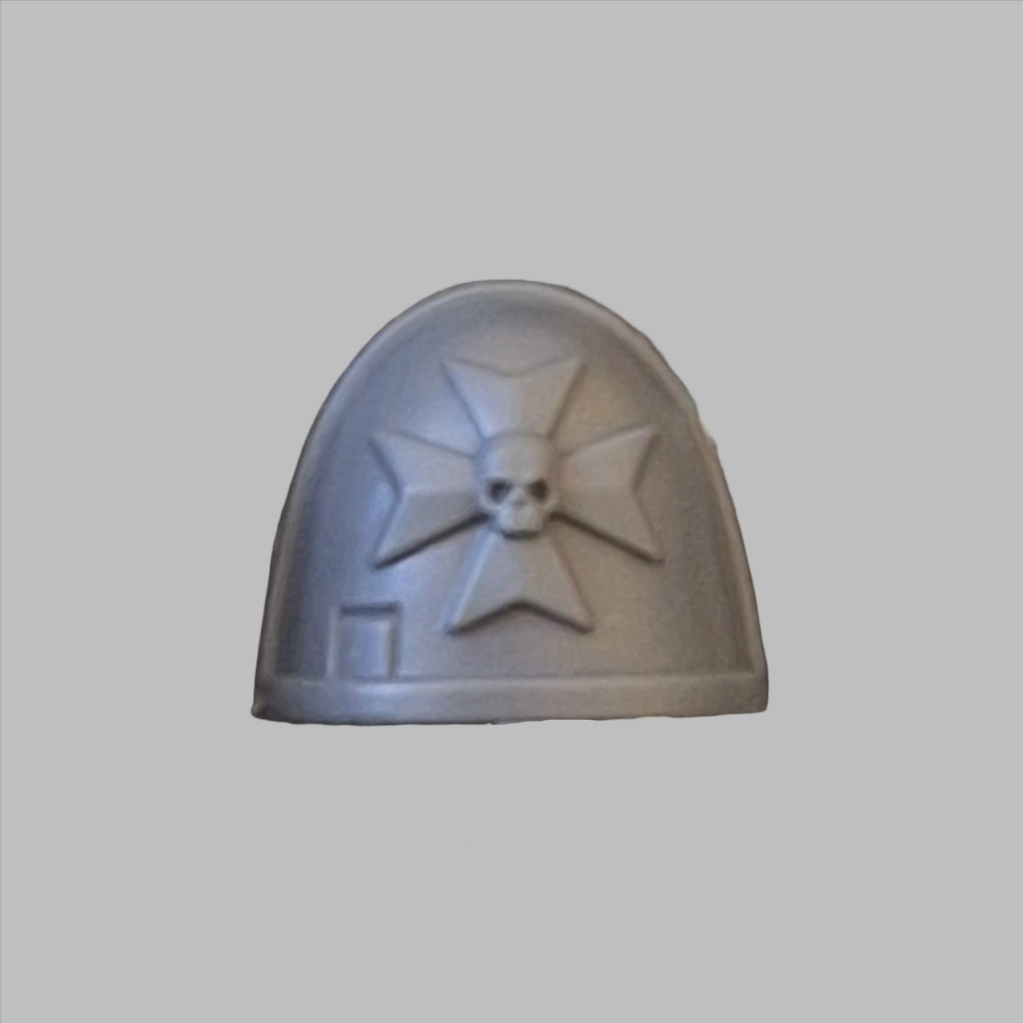 Warhammer 40k Black Templars Shoulder pad "K"