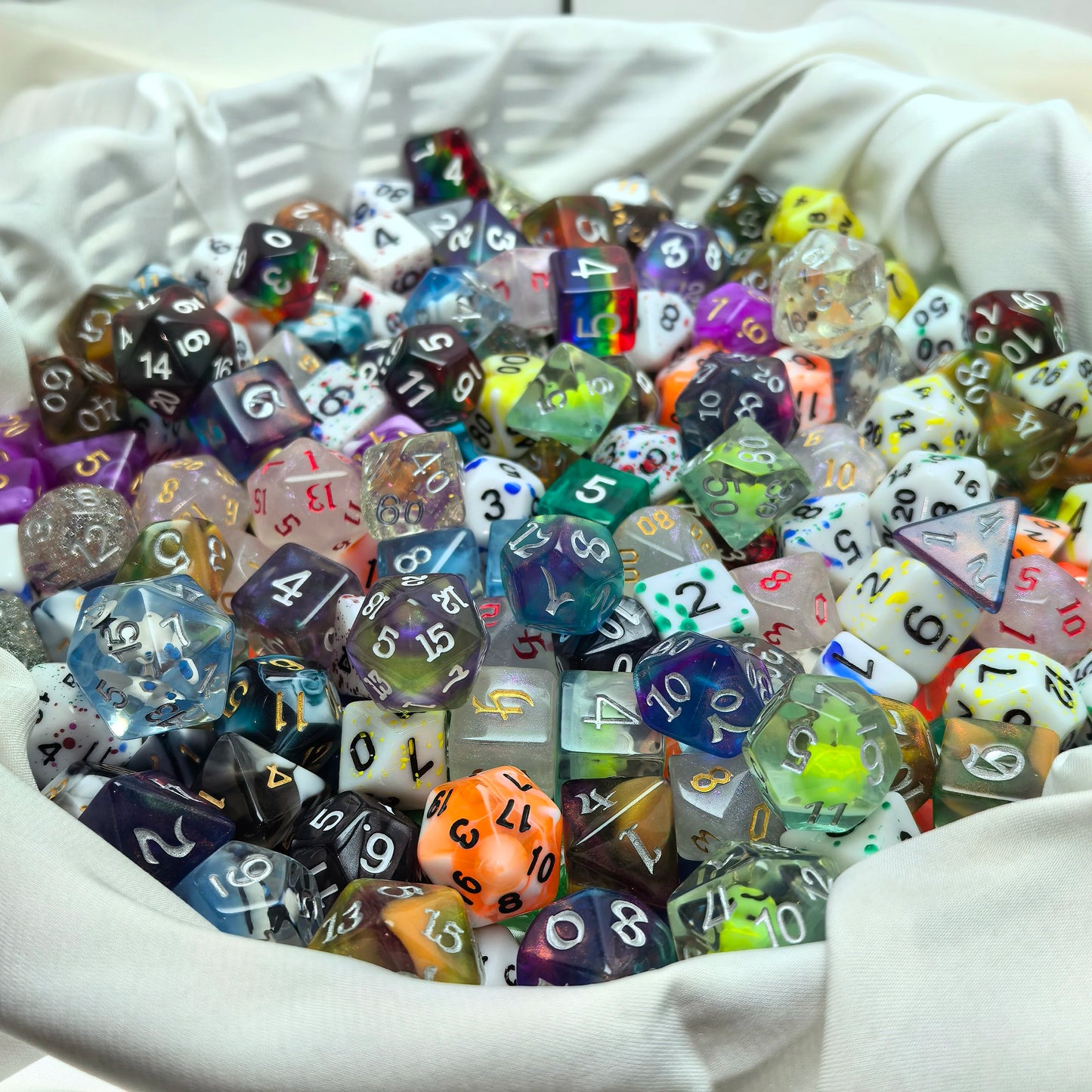 1kg Dnd Dice D4-D20 Random Mixed Bundle.