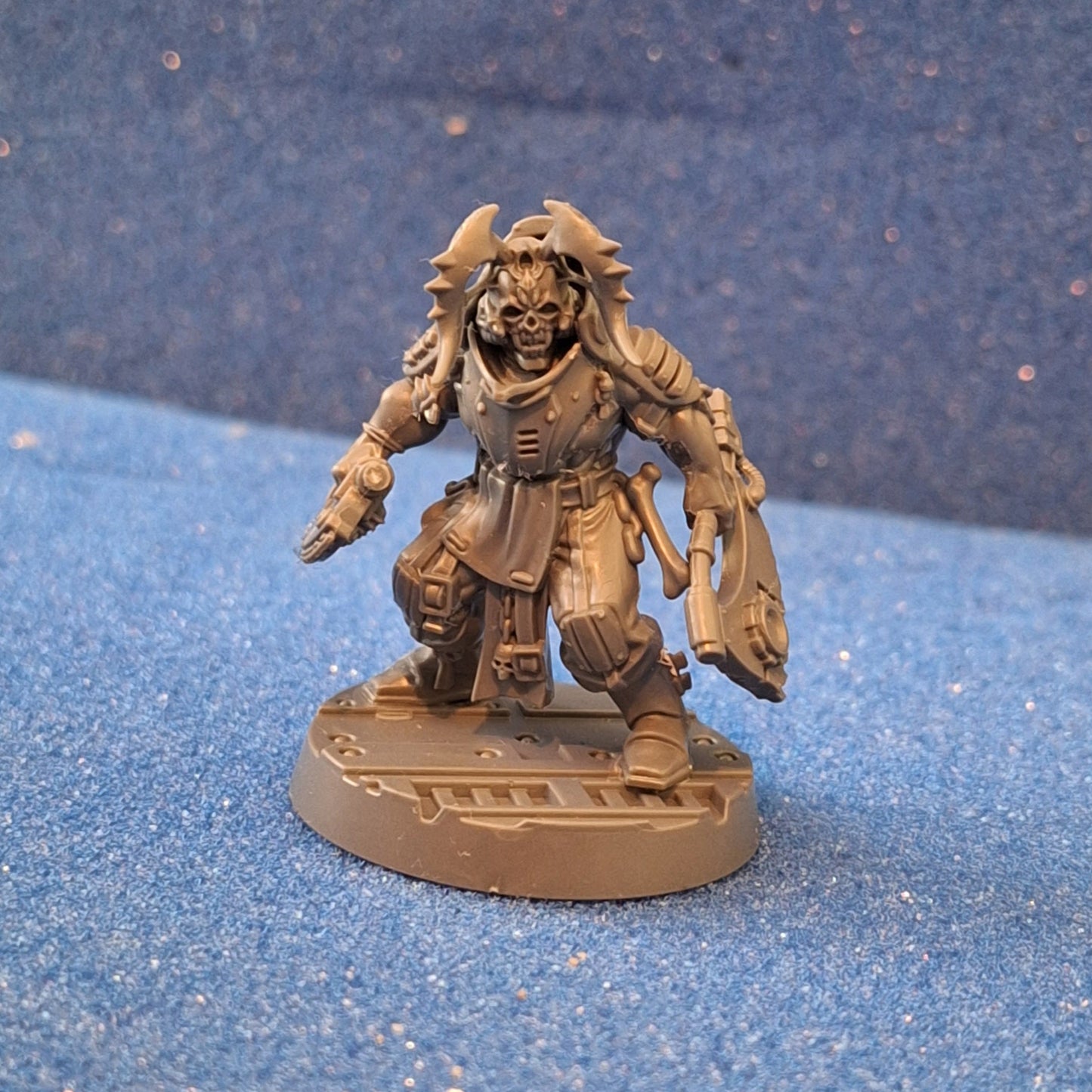 Necromunda Corpse Grinder Ganger with Chain Cleavers