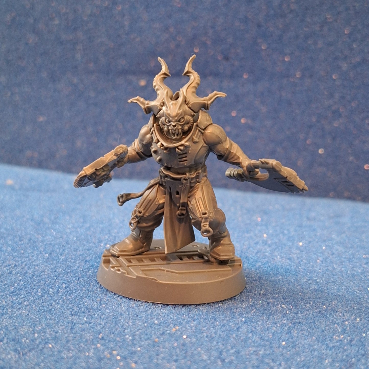Necromunda Corpse Grinder Ganger with Chain Cleavers